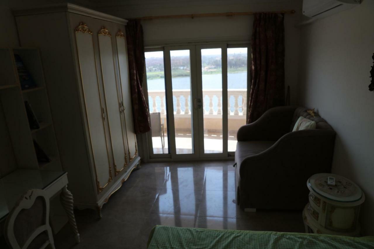 Maadi, Direct Nile River View From All Rooms Каир Экстерьер фото